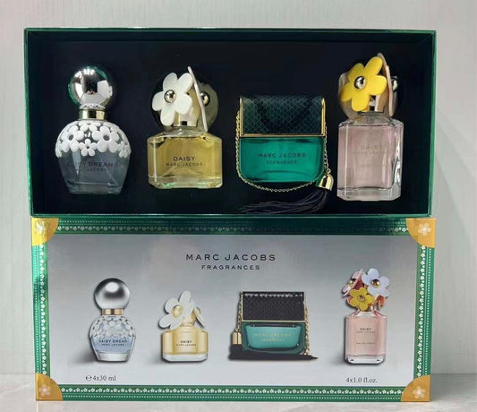 Marc Jacobs Daisy 4 Piece Set (4x30ml)